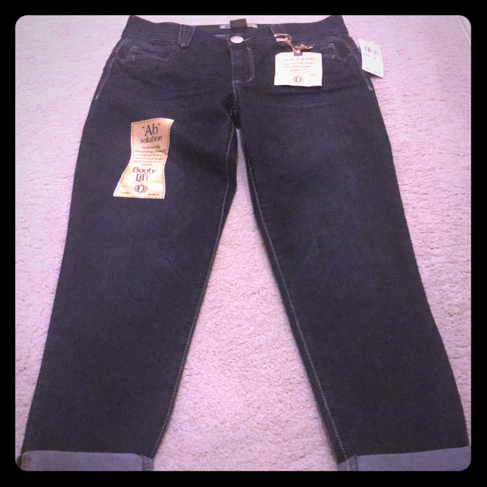 Size 8 ankle Democracy jeans 👖